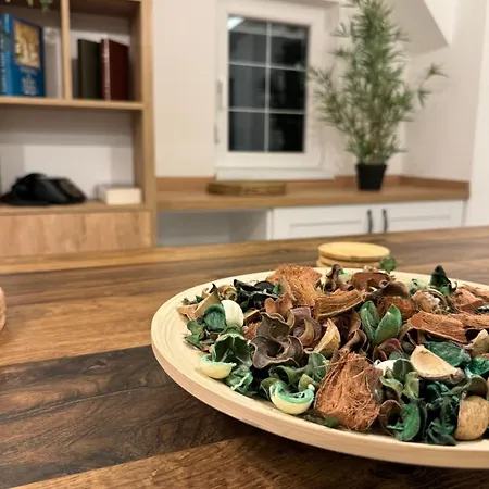 Harmony Heaven In City Center Apartament